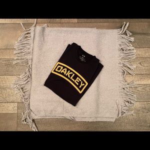 Oakley Tee